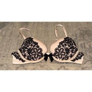 Victoria's Secret push up padded bra Nude black lace overlay Sz 32B